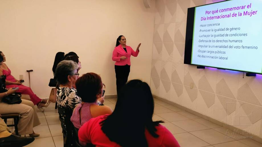 Conmemora AMPI Tuxtla 